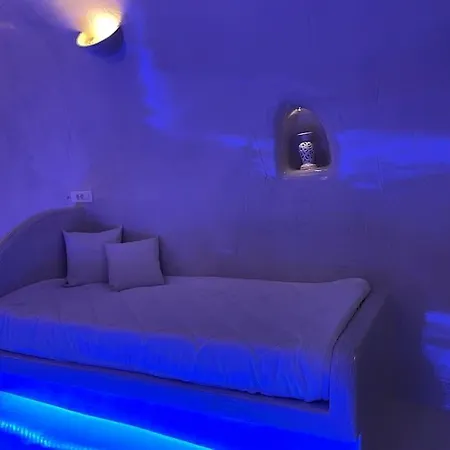 Apartment Cave Of Seafront Sunset View Santorini *